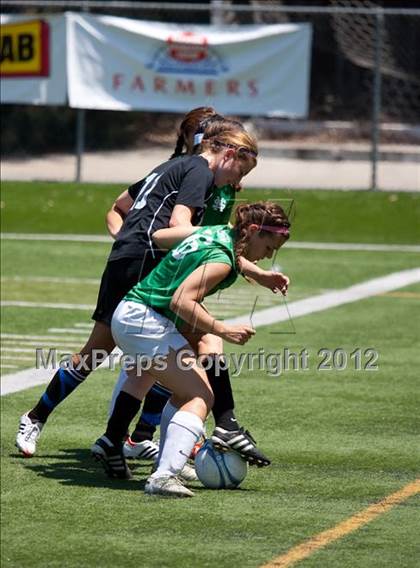 Thumbnail 1 in St. Mary's vs. Franklin (CIF SJS D1Final) photogallery.