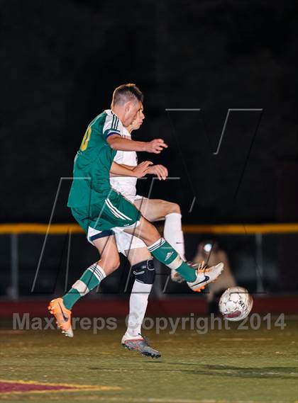 Thumbnail 2 in Royal @ Simi Valley photogallery.