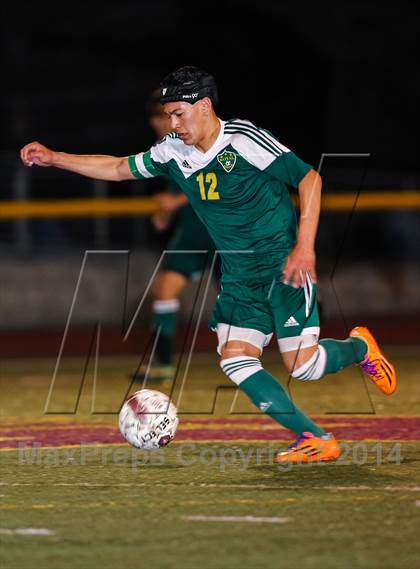 Thumbnail 2 in Royal @ Simi Valley photogallery.