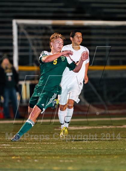 Thumbnail 2 in Royal @ Simi Valley photogallery.