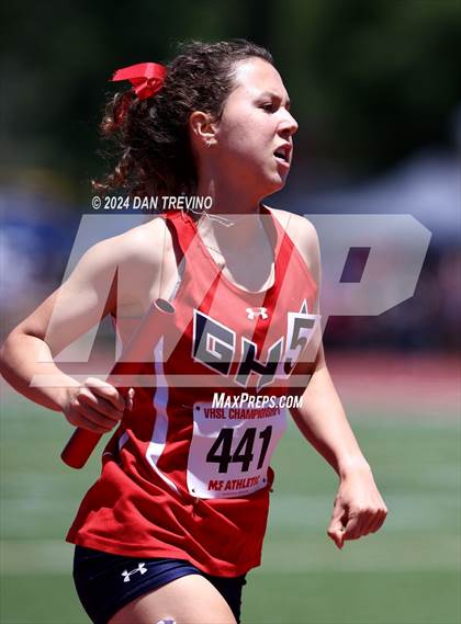 Thumbnail 1 in VHSL State Championships 5&6 (4 x 800) photogallery.