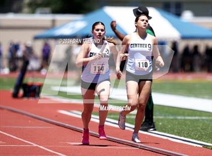 Thumbnail 2 in VHSL State Championships 5&6 (4 x 800) photogallery.