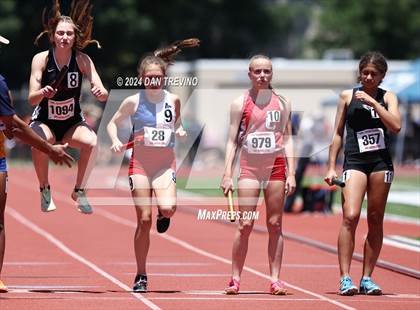 Thumbnail 2 in VHSL State Championships 5&6 (4 x 800) photogallery.