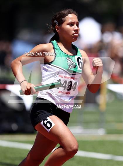 Thumbnail 1 in VHSL State Championships 5&6 (4 x 800) photogallery.