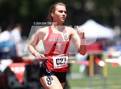 Thumbnail 1 in VHSL State Championships 5&6 (4 x 800) photogallery.