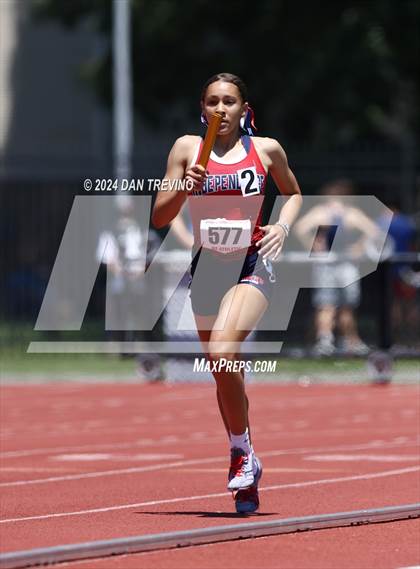 Thumbnail 1 in VHSL State Championships 5&6 (4 x 800) photogallery.