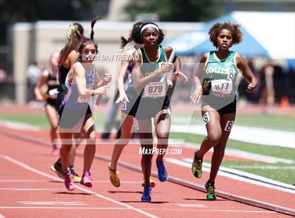 Thumbnail 1 in VHSL State Championships 5&6 (4 x 800) photogallery.