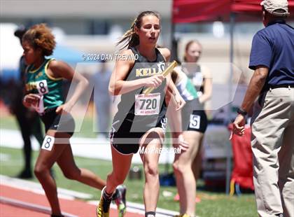 Thumbnail 2 in VHSL State Championships 5&6 (4 x 800) photogallery.
