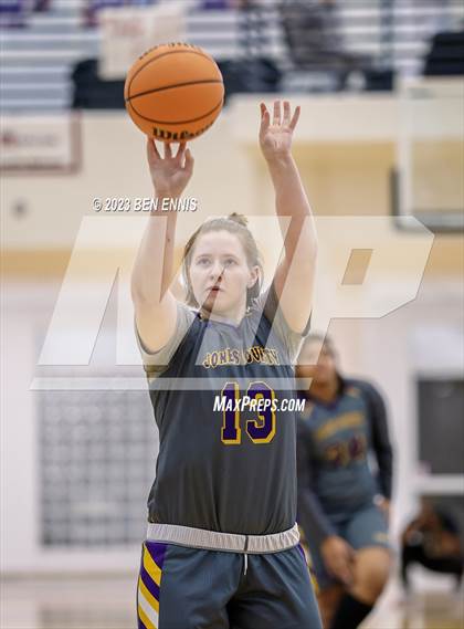 Thumbnail 3 in Westlake vs Jones County (MLK Luella HoopKlub Showcase) photogallery.