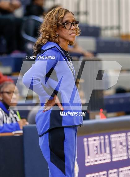 Thumbnail 2 in Westlake vs Jones County (MLK Luella HoopKlub Showcase) photogallery.