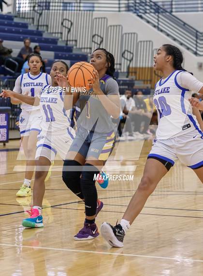 Thumbnail 3 in Westlake vs Jones County (MLK Luella HoopKlub Showcase) photogallery.