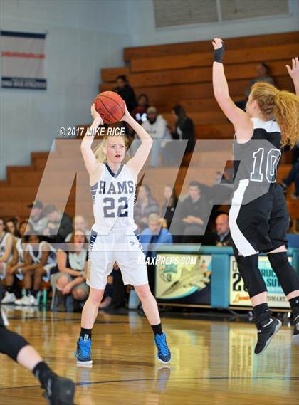 Thumbnail 1 in North Buncombe vs. T.C. Roberson (MAC 3A/4A Semifinal Playoff) photogallery.
