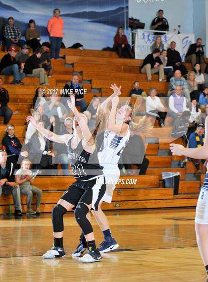 Thumbnail 3 in North Buncombe vs. T.C. Roberson (MAC 3A/4A Semifinal Playoff) photogallery.