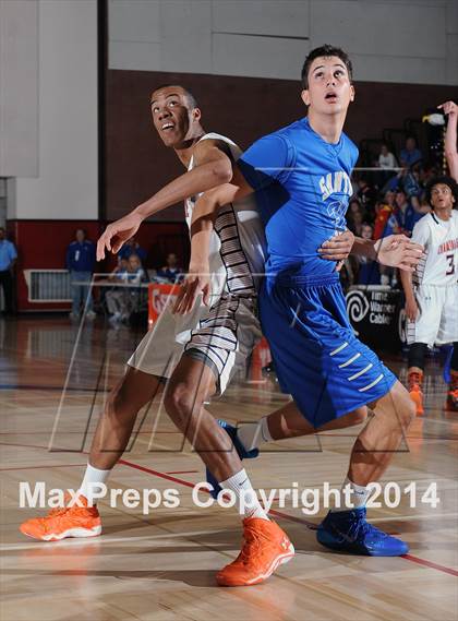 Thumbnail 1 in Santa Margarita vs. Chaminade (CIF SoCal Regional D3 Final) photogallery.