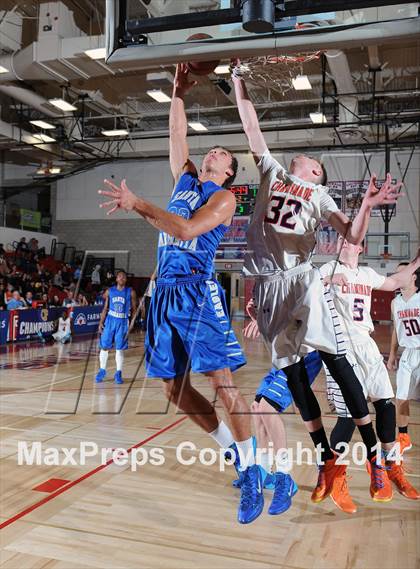 Thumbnail 2 in Santa Margarita vs. Chaminade (CIF SoCal Regional D3 Final) photogallery.