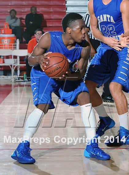 Thumbnail 1 in Santa Margarita vs. Chaminade (CIF SoCal Regional D3 Final) photogallery.