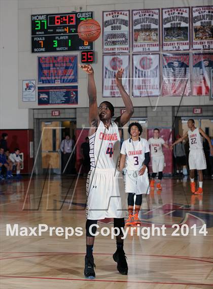 Thumbnail 1 in Santa Margarita vs. Chaminade (CIF SoCal Regional D3 Final) photogallery.