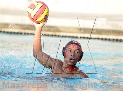 Thumbnail 3 in Palos Verdes vs Northwood (Weisz Cup) photogallery.