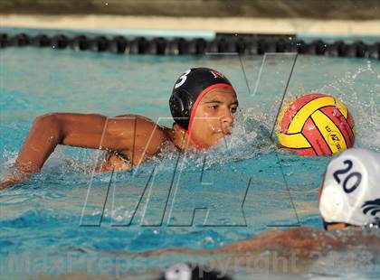 Thumbnail 3 in Palos Verdes vs Northwood (Weisz Cup) photogallery.