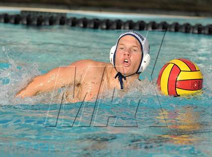 Thumbnail 3 in Palos Verdes vs Northwood (Weisz Cup) photogallery.
