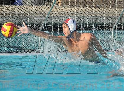 Thumbnail 2 in Palos Verdes vs Northwood (Weisz Cup) photogallery.