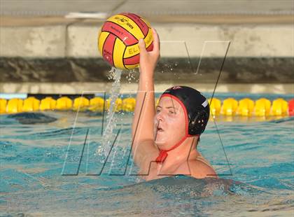 Thumbnail 3 in Palos Verdes vs Northwood (Weisz Cup) photogallery.