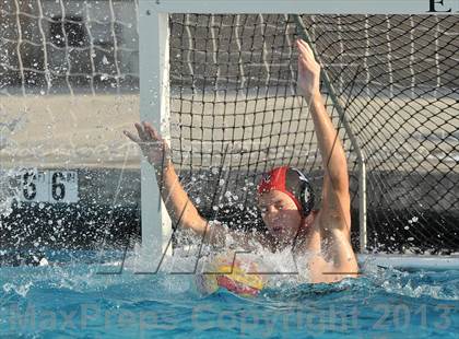 Thumbnail 3 in Palos Verdes vs Northwood (Weisz Cup) photogallery.
