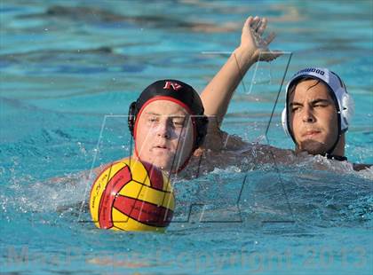 Thumbnail 3 in Palos Verdes vs Northwood (Weisz Cup) photogallery.