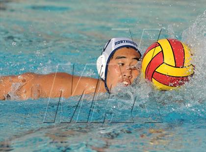Thumbnail 2 in Palos Verdes vs Northwood (Weisz Cup) photogallery.