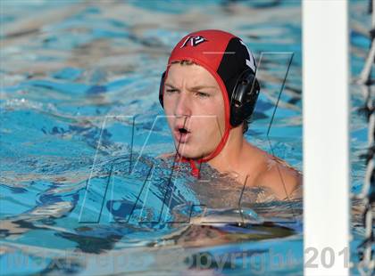 Thumbnail 3 in Palos Verdes vs Northwood (Weisz Cup) photogallery.