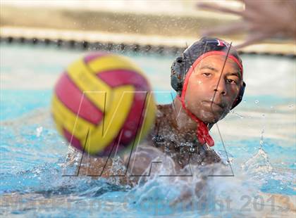Thumbnail 3 in Palos Verdes vs Northwood (Weisz Cup) photogallery.
