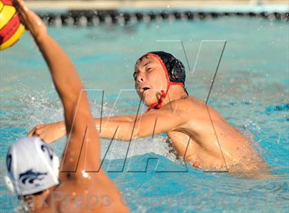 Thumbnail 3 in Palos Verdes vs Northwood (Weisz Cup) photogallery.