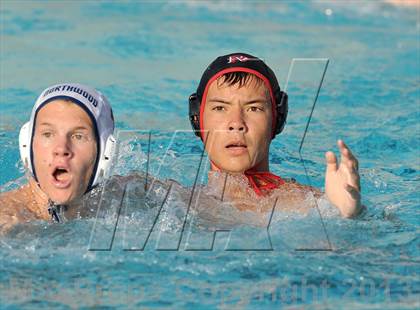 Thumbnail 3 in Palos Verdes vs Northwood (Weisz Cup) photogallery.