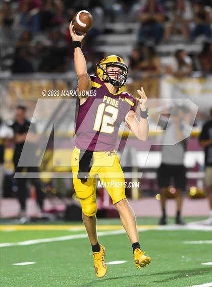 Thumbnail 3 in Cesar Chavez @ Mountain Pointe photogallery.