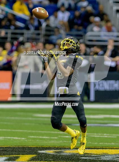 Thumbnail 2 in U.S. Army All-American Bowl photogallery.