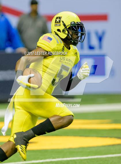 Thumbnail 2 in U.S. Army All-American Bowl photogallery.