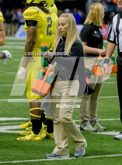 Thumbnail 2 in U.S. Army All-American Bowl photogallery.