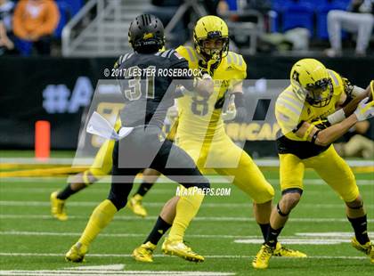 Thumbnail 1 in U.S. Army All-American Bowl photogallery.