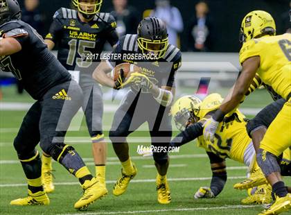 Thumbnail 1 in U.S. Army All-American Bowl photogallery.