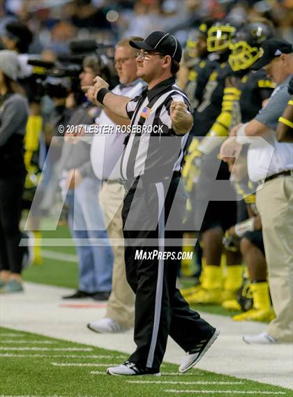 Thumbnail 3 in U.S. Army All-American Bowl photogallery.