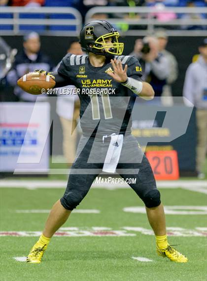 Thumbnail 2 in U.S. Army All-American Bowl photogallery.