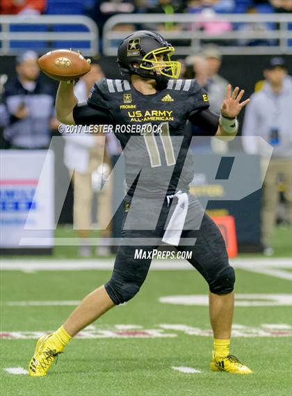 Thumbnail 3 in U.S. Army All-American Bowl photogallery.