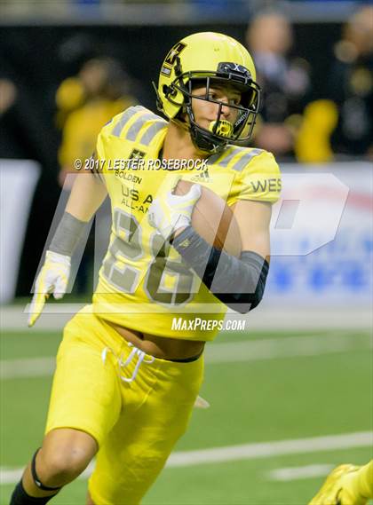 Thumbnail 3 in U.S. Army All-American Bowl photogallery.