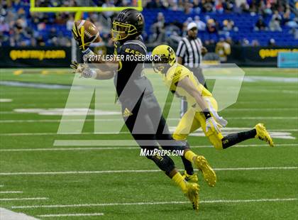 Thumbnail 1 in U.S. Army All-American Bowl photogallery.