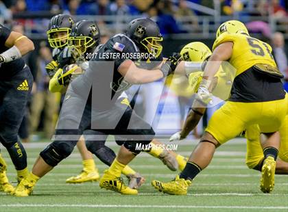 Thumbnail 3 in U.S. Army All-American Bowl photogallery.