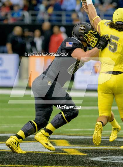 Thumbnail 1 in U.S. Army All-American Bowl photogallery.