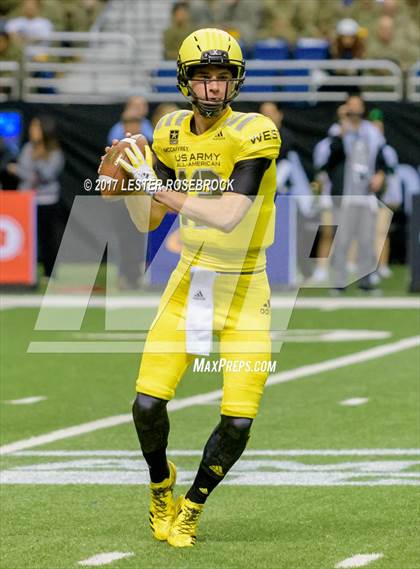 Thumbnail 3 in U.S. Army All-American Bowl photogallery.