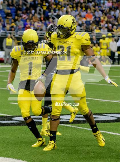 Thumbnail 1 in U.S. Army All-American Bowl photogallery.