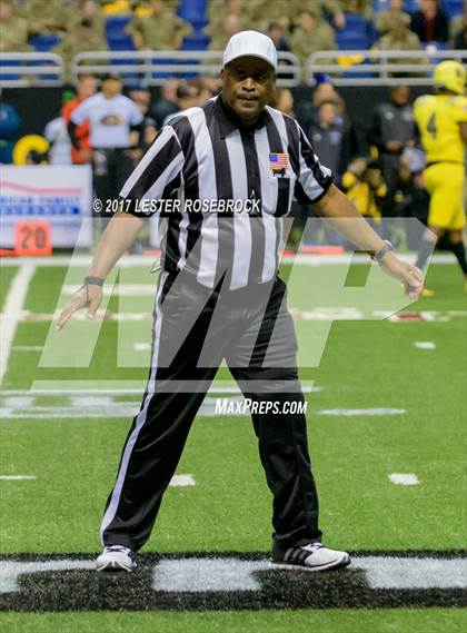 Thumbnail 1 in U.S. Army All-American Bowl photogallery.