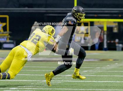 Thumbnail 1 in U.S. Army All-American Bowl photogallery.